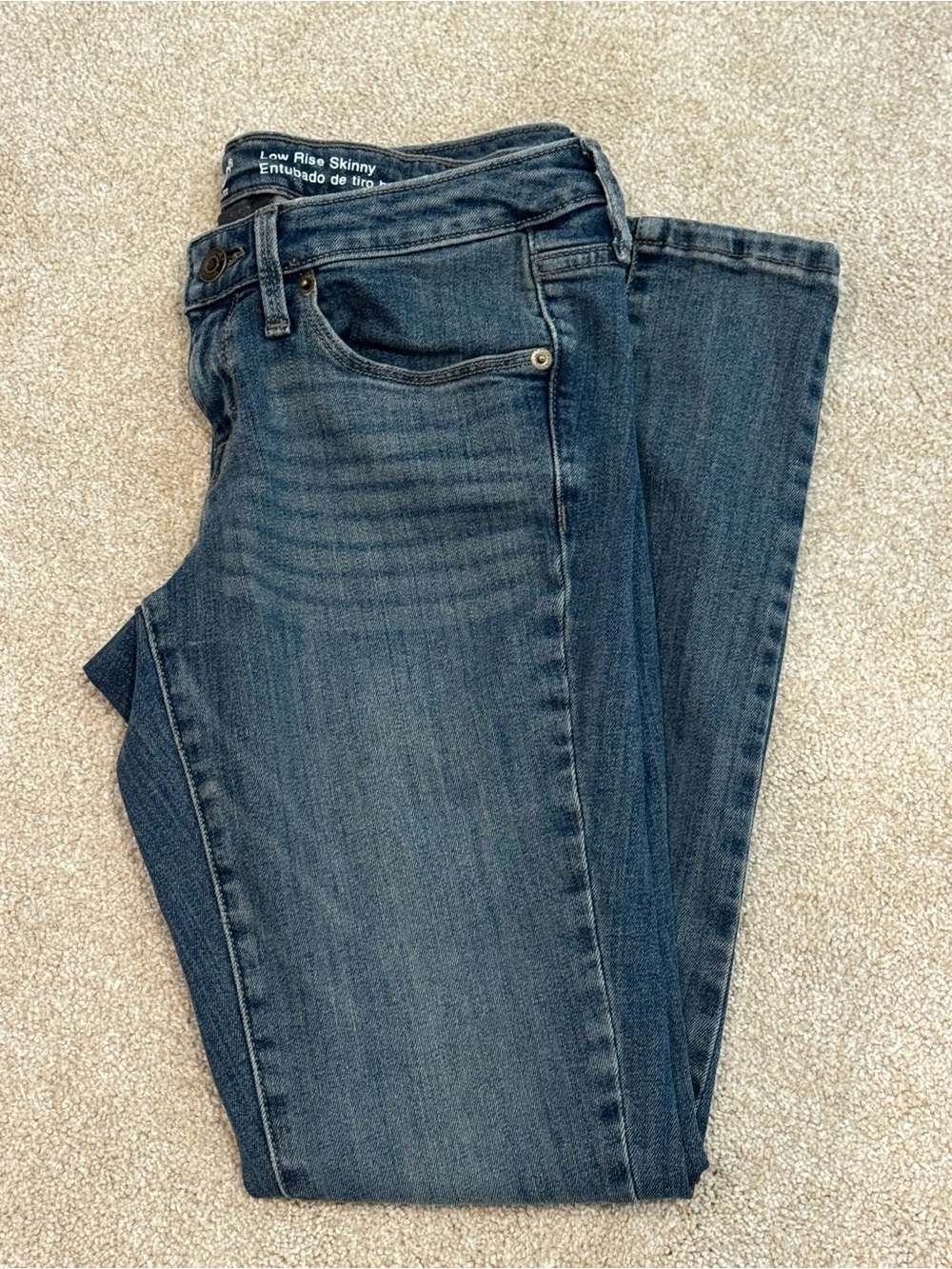Mossimo Denim Low Rise Skinny Women’s Jeans - Dark Blue - Size 4 Short